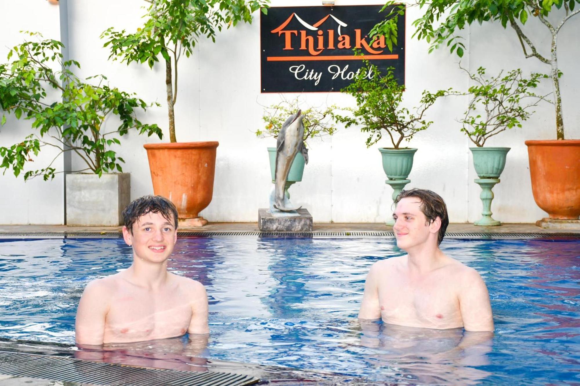 Thilaka City Hotel Anuradhapura Exterior photo